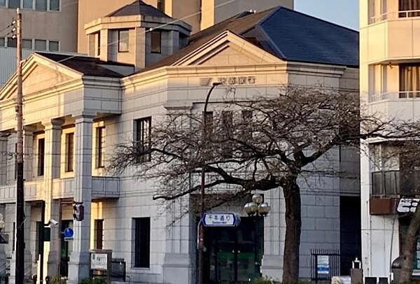 京都銀行西陣支店まで762m