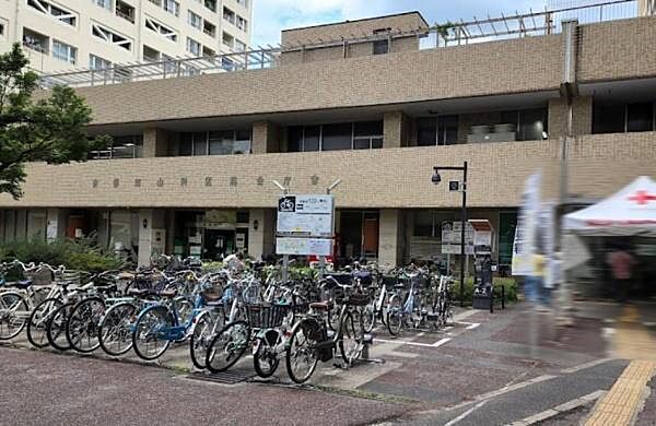京都市山科区役所まで829m