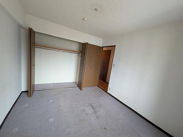 洋室のお部屋です！