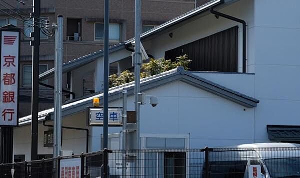 京都銀行金閣寺支店まで539m