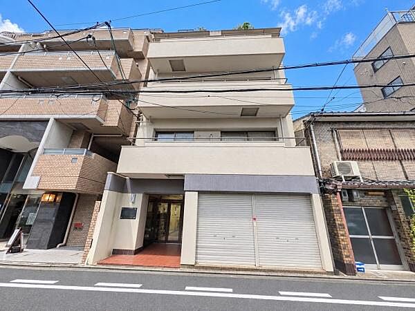 外観：326000272731
