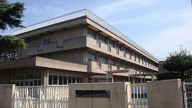 座間市立東原小学校まで500m
