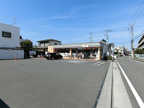 セブンイレブン相模原相武台小前店まで758m