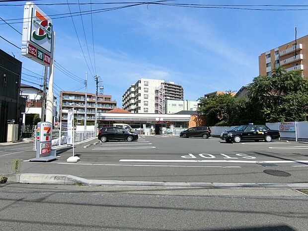 セブンイレブン座間相武台店まで218m