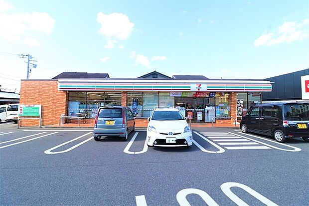 セブンイレブン海老名杉久保店まで1090m