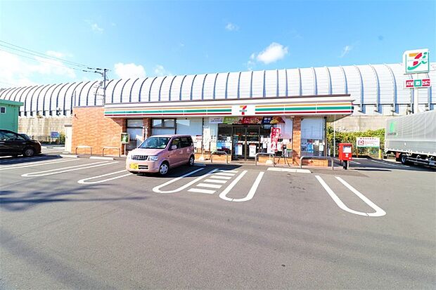 セブンイレブン海老名社家店まで133m
