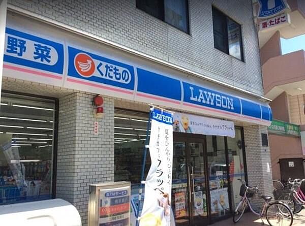 ローソン厚木駅前店まで358m