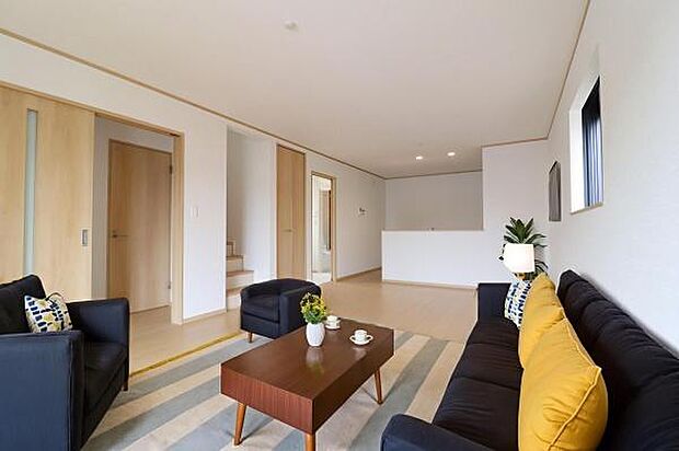 本画像はＣＧで作成しており、実際に現地に家具は置かれておりません。また価格に家具は含まれておりません。