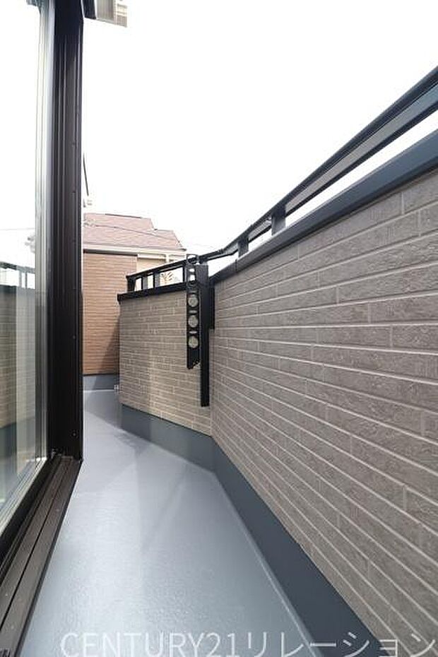 日当たりの良いバルコニーです。