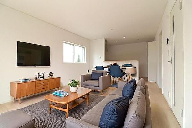 本画像はCGで作成しており、実際に現地に家具は置かれておりません。また価格に家具は含まれておりません。