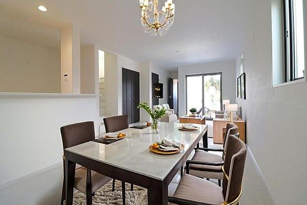 本画像はＣＧで作成しており、実際に現地に家具は置かれておりません。また価格に家具は含まれておりません。