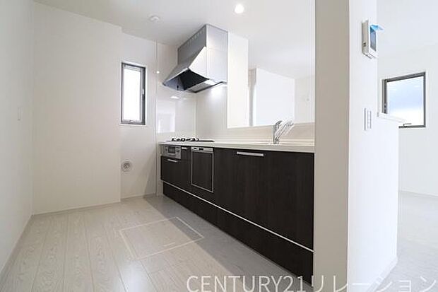 広いキッチンスペースは、毎日の料理が楽しくなります。