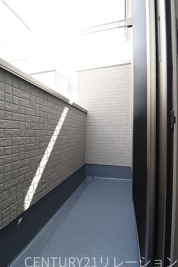 日当たりの良いバルコニーです。