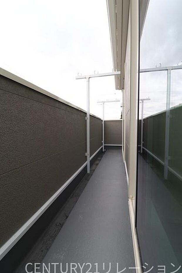 日当たりの良いバルコニーです。