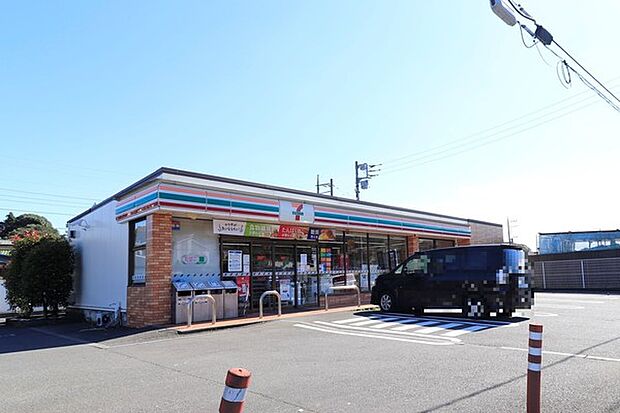 セブンイレブン綾瀬早川虚空蔵橋店まで817m