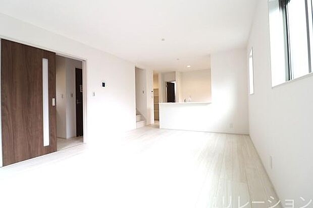 明るいリビングです。