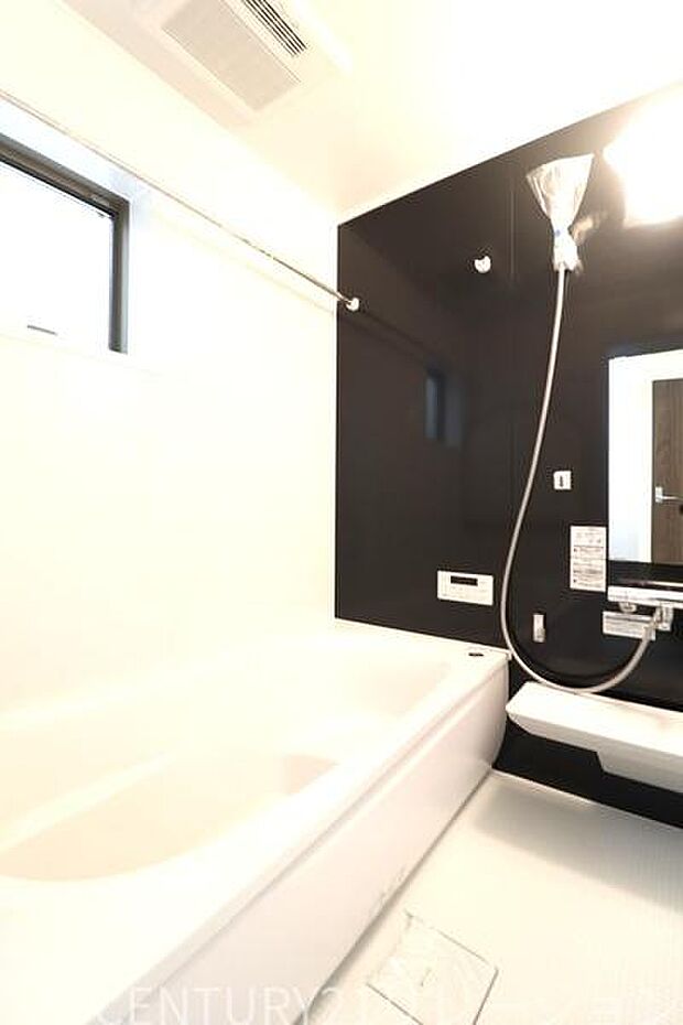 広々1坪タイプのバスルーム