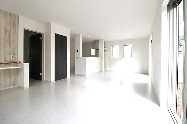 明るいリビングです。