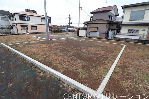 カースペース2台分の駐車が可能です