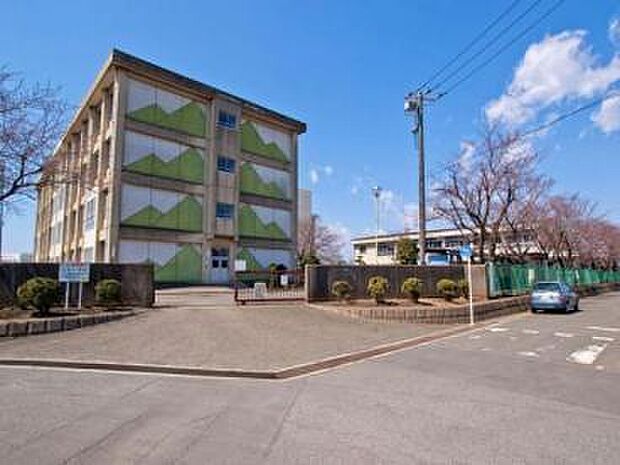 寒川町立小谷小学校まで751m