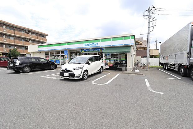 ファミリーマート相模原当麻店まで318m