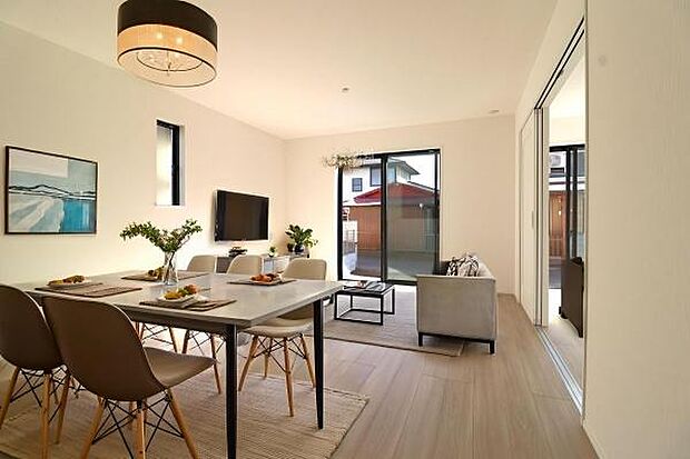 ※本画像はCGで作成しており、実際に現地に家具は置かれておりません。また価格に家具は含まれておりません。