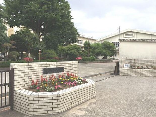 相模原市立谷口台小学校まで870m