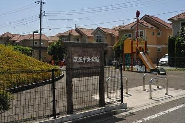 深堀中央公園まで1651m