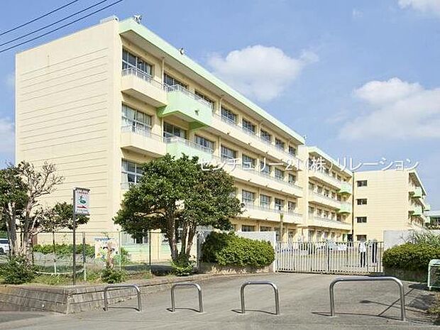 海老名市立杉久保小学校まで1467m