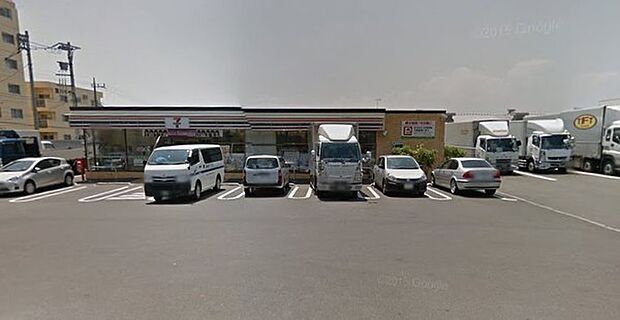 セブンイレブン綾瀬小園中央店まで573m