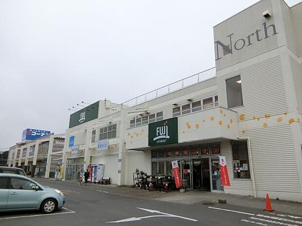フジスーパー戸室店まで719m