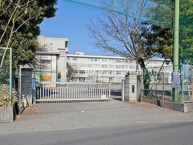 海老名市立有馬中学校まで1945m