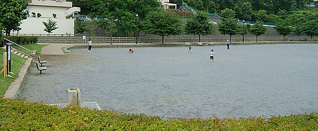 北部公園まで960m