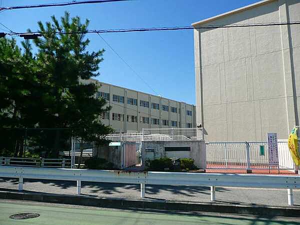 神戸市立広陵小学校まで684m、神戸市立広陵小学校