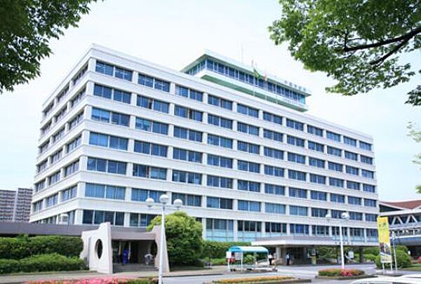 千葉市役所まで1085m