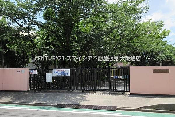 門真市立速見小学校まで895m