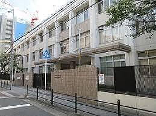 大阪市立桜宮小学校まで271m