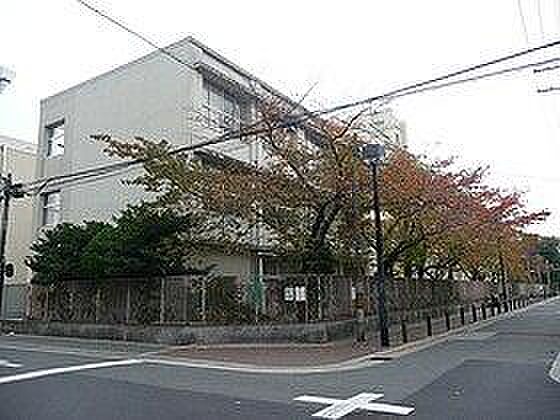 大阪市立本庄中学校まで259m