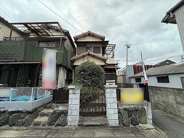 外観：327002224181