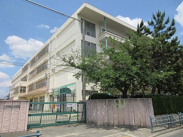 守口市立藤田小学校まで413m