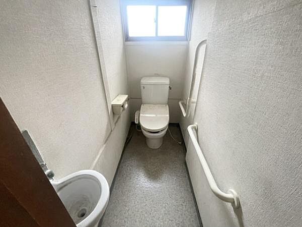 トイレを拡大表示