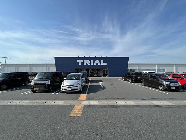 スーパーセンタートライアルまで1200m