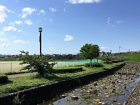 曽我川緑地公園まで2901m