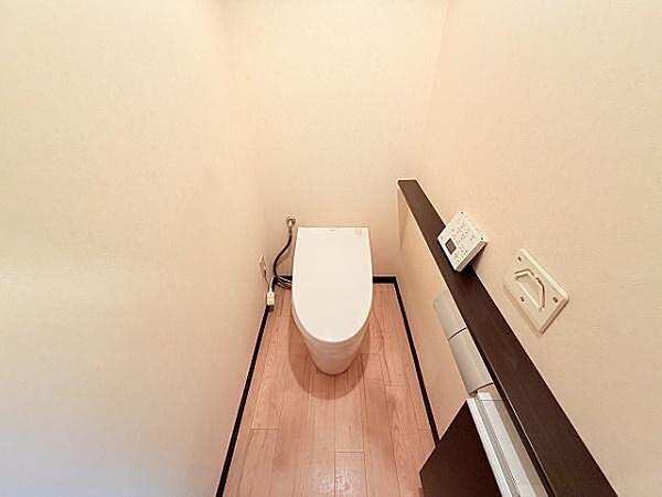 トイレ・ウォシュレットタイプのトイレが完備。いつでも清潔・快適！