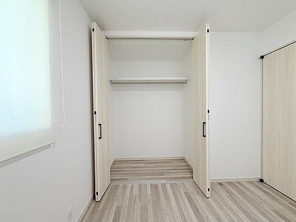 寝室収納