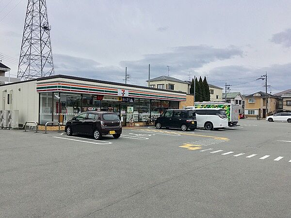 セブンイレブン橿原中曽司町店まで1474m