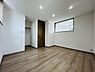 寝室：心と体をゆったりと安らげる寝室。7.25帖のゆとりで暮らしの安らぎが深まります