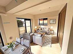 ライオンズガーデン上北沢 3LDKのリビング/ダイニング