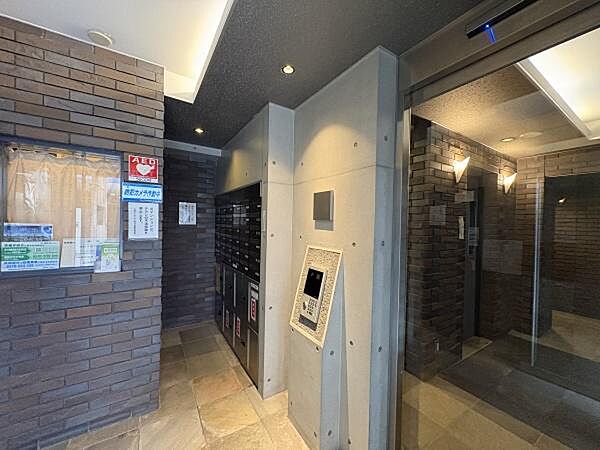 オートロック付で安心のセキュリティ体制！管理体制良好！