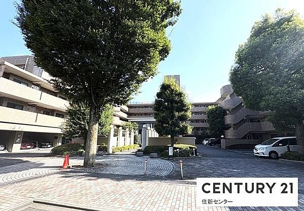 長谷工コーポレーション施工・総戸数98戸の大規模マンション！近隣にスーパーなど買物施設が多数、郵便局、総合病院、公園など必要な施設が揃い生活便利！